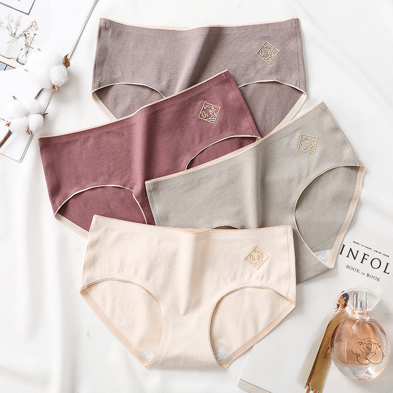 Low-Rise Cotton Seamless Briefs - Style 8505